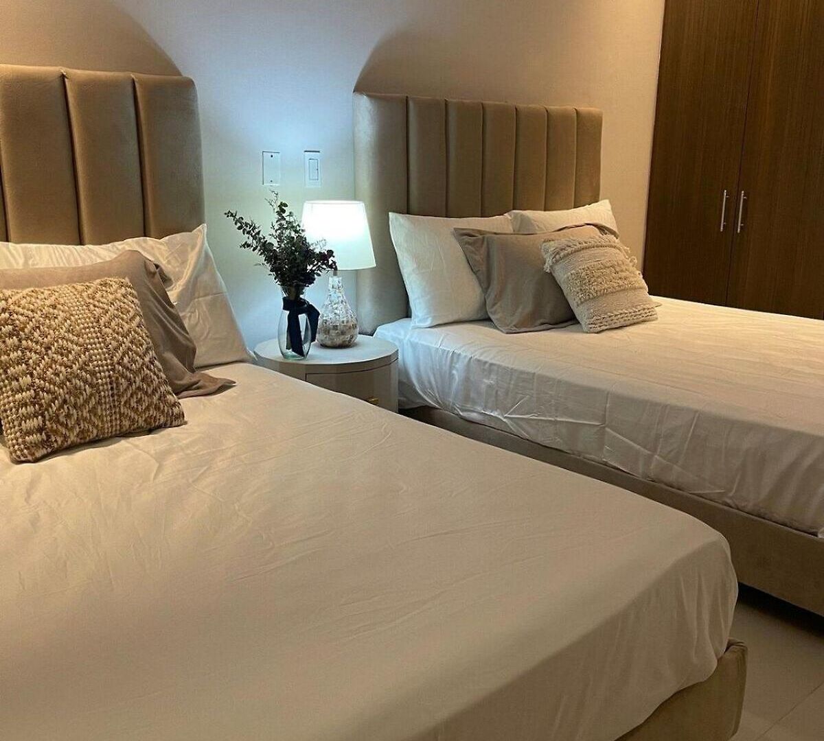 Mistral Exclusive Oceanfront With Balcony Apartamento *